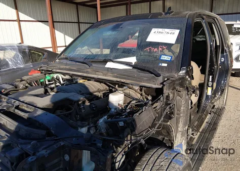 2018 Chevrolet Tahoe Premier из США, поврежденный, VIN 1GNSKCKC1JR146777